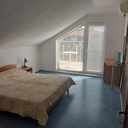 Family Hotel Maritime Ahtopol Esterno foto