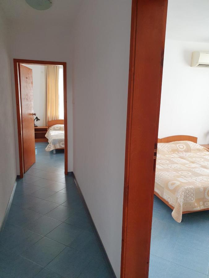 Family Hotel Maritime Ahtopol Esterno foto