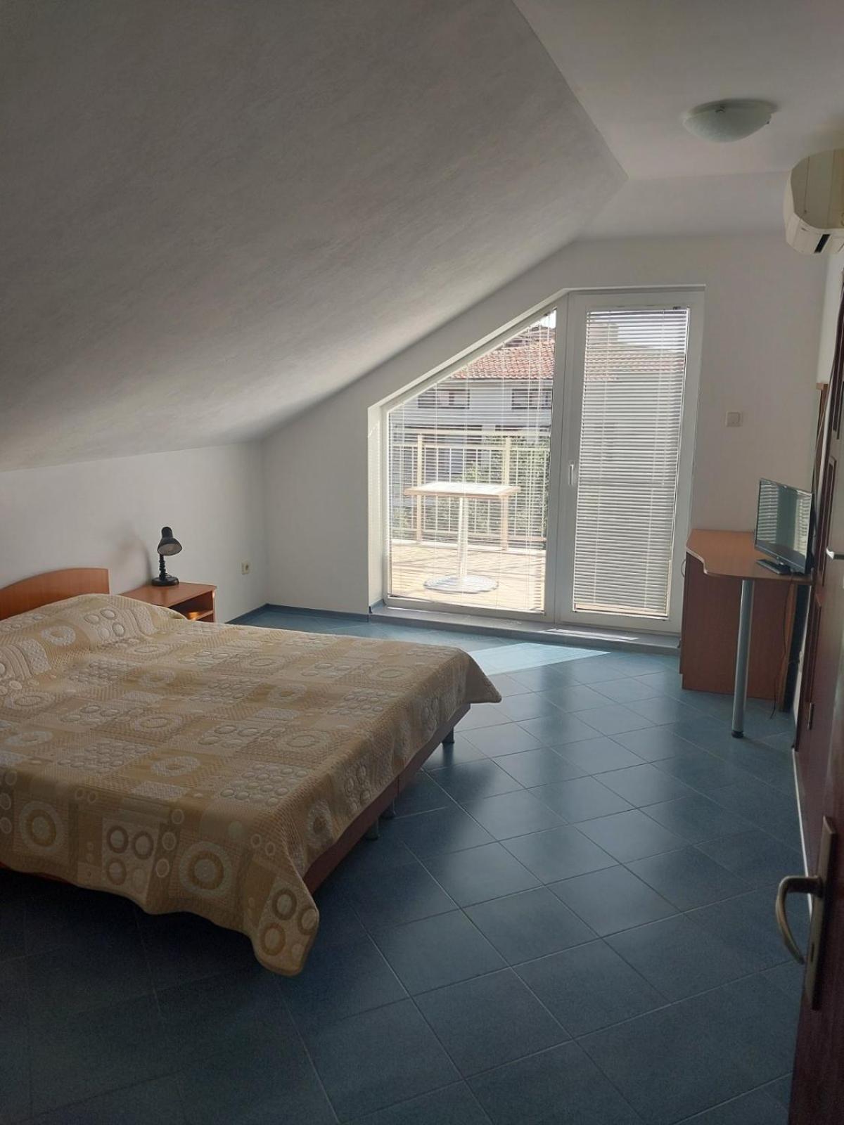 Family Hotel Maritime Ahtopol Esterno foto